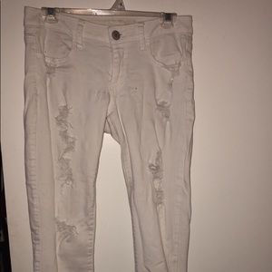 Cropped White AE distressed jeans